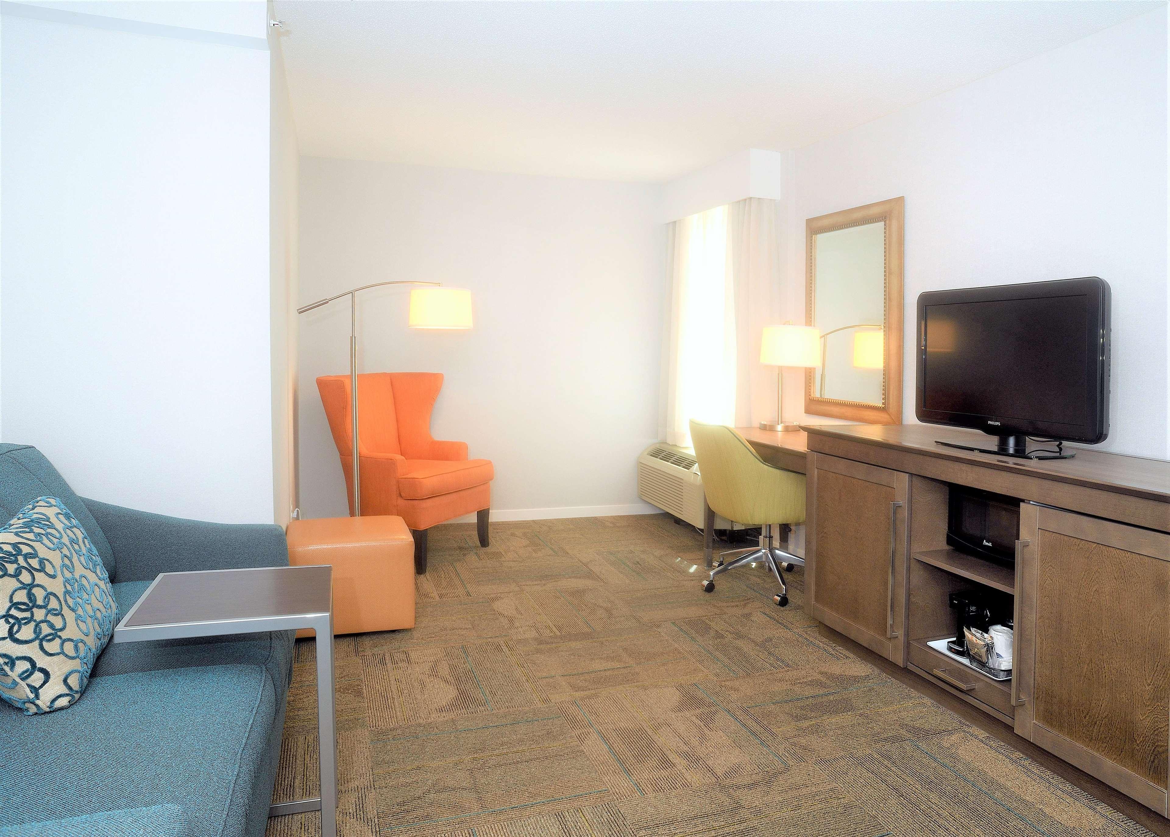 Hampton Inn Alexandria/Old Town Екстериор снимка