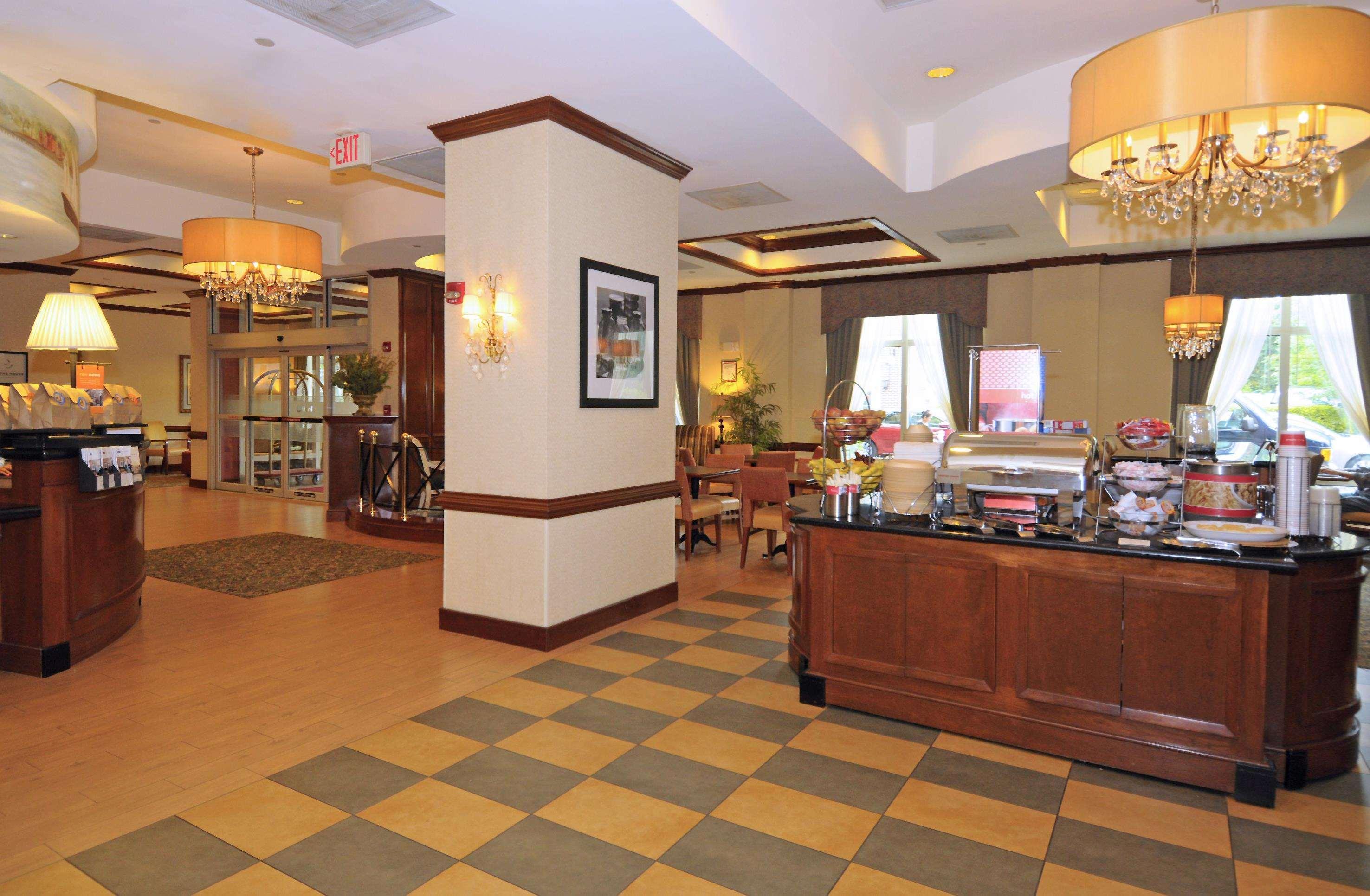 Hampton Inn Alexandria/Old Town Екстериор снимка